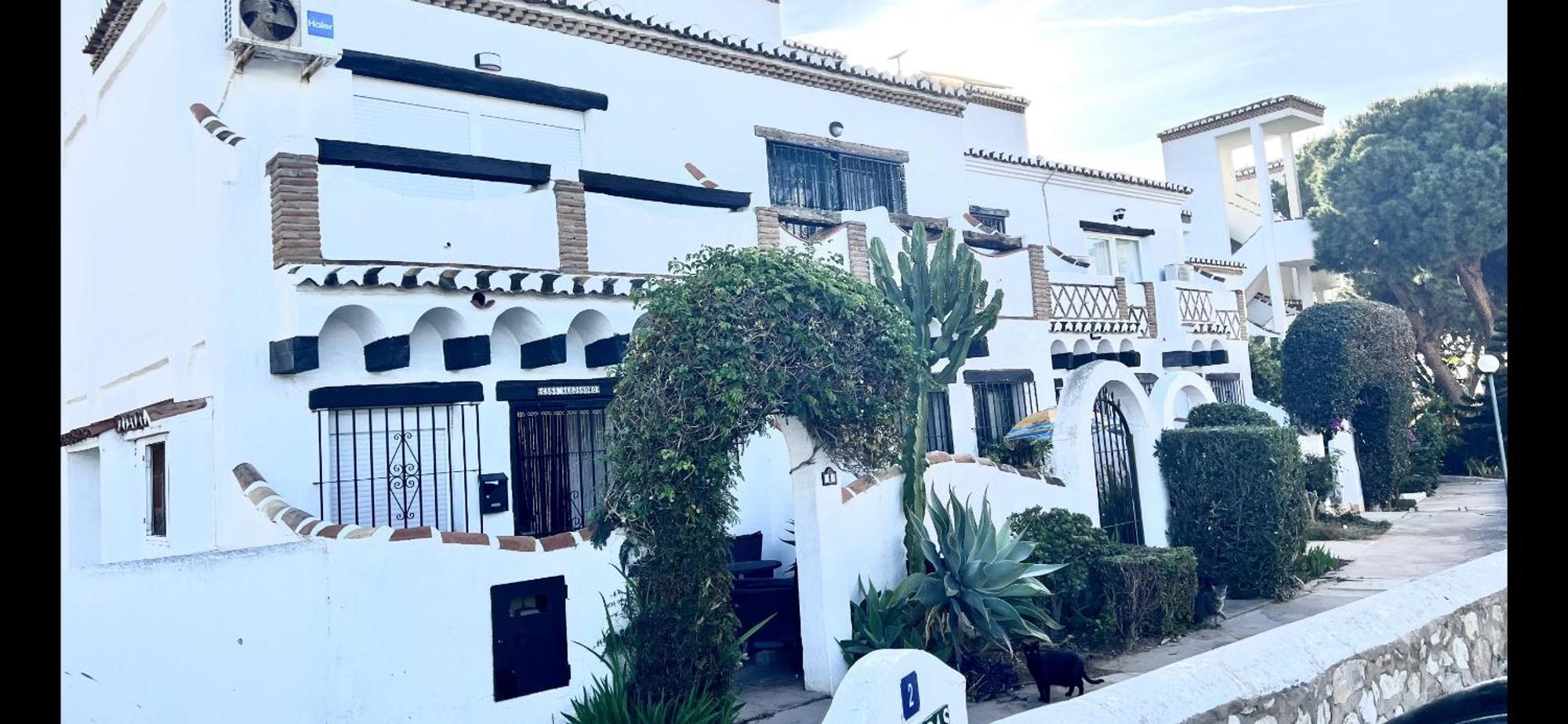 Mijas Costa - Beachside Apartment- A La Cala De Mijas Exterior photo