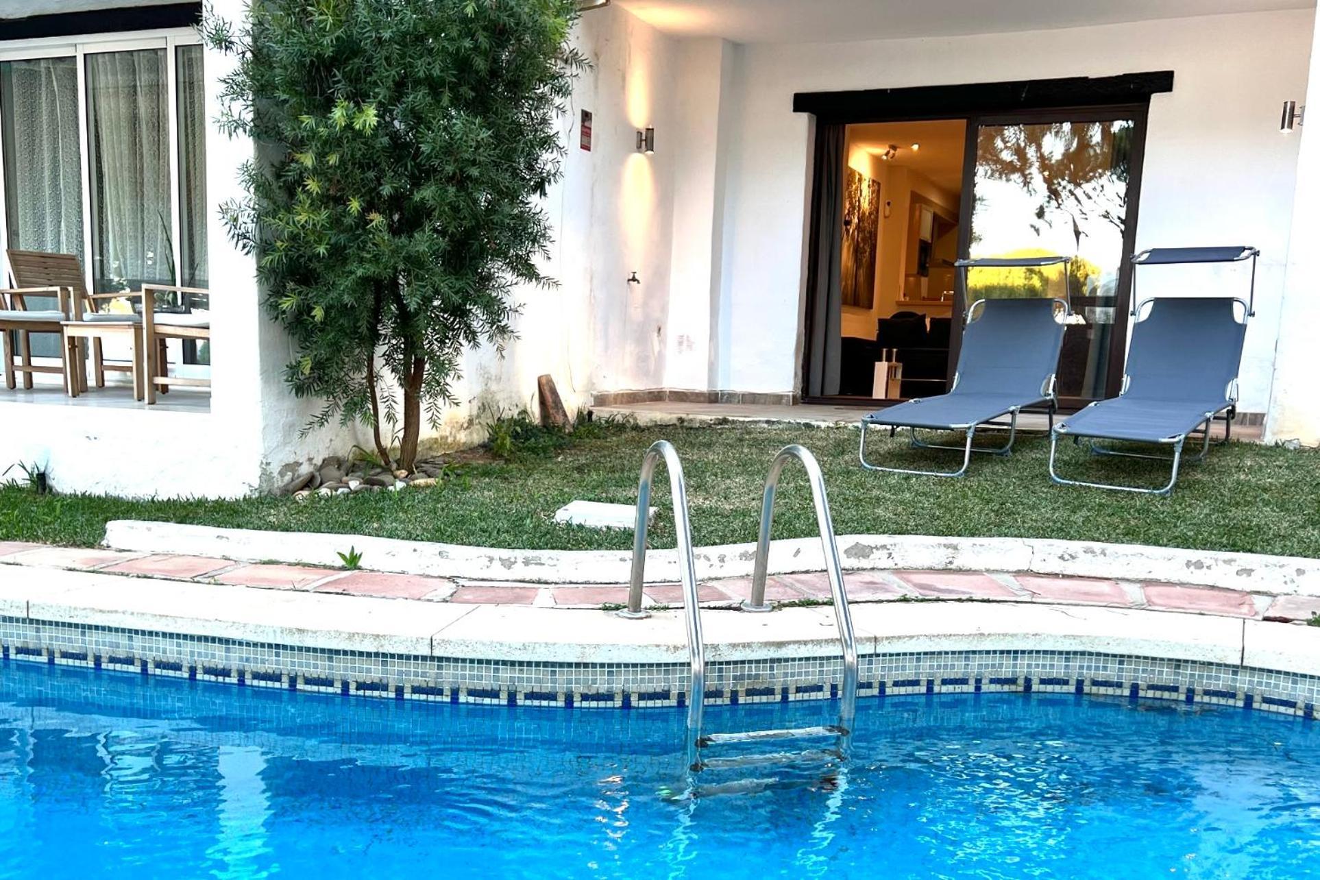Mijas Costa - Beachside Apartment- A La Cala De Mijas Exterior photo
